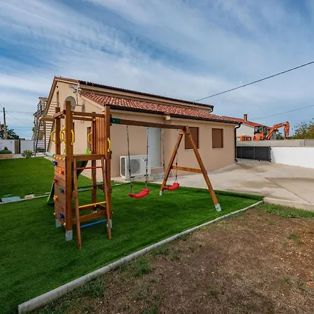 Roza Zadarvillas